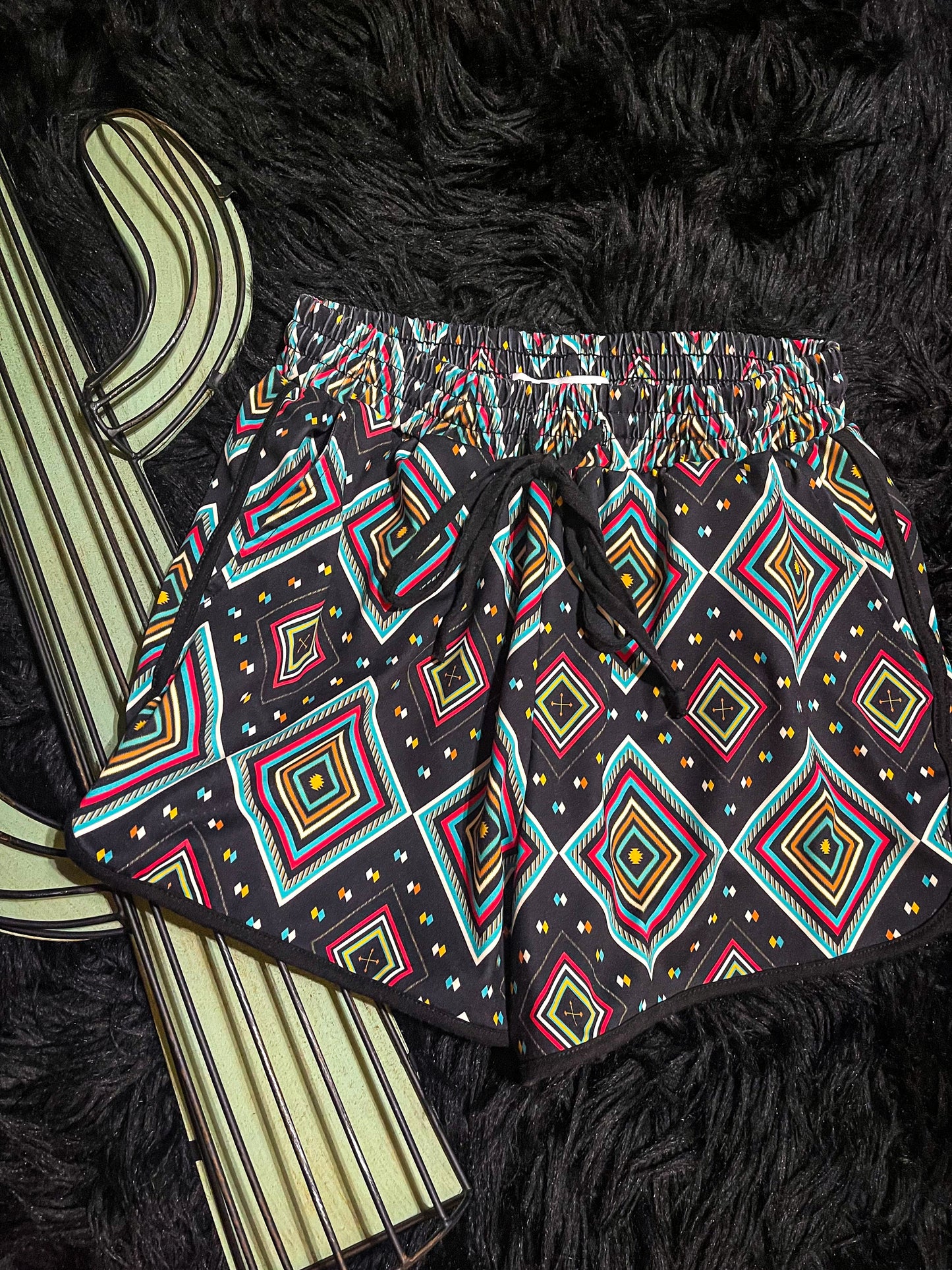 Danbury Diamond Shorts